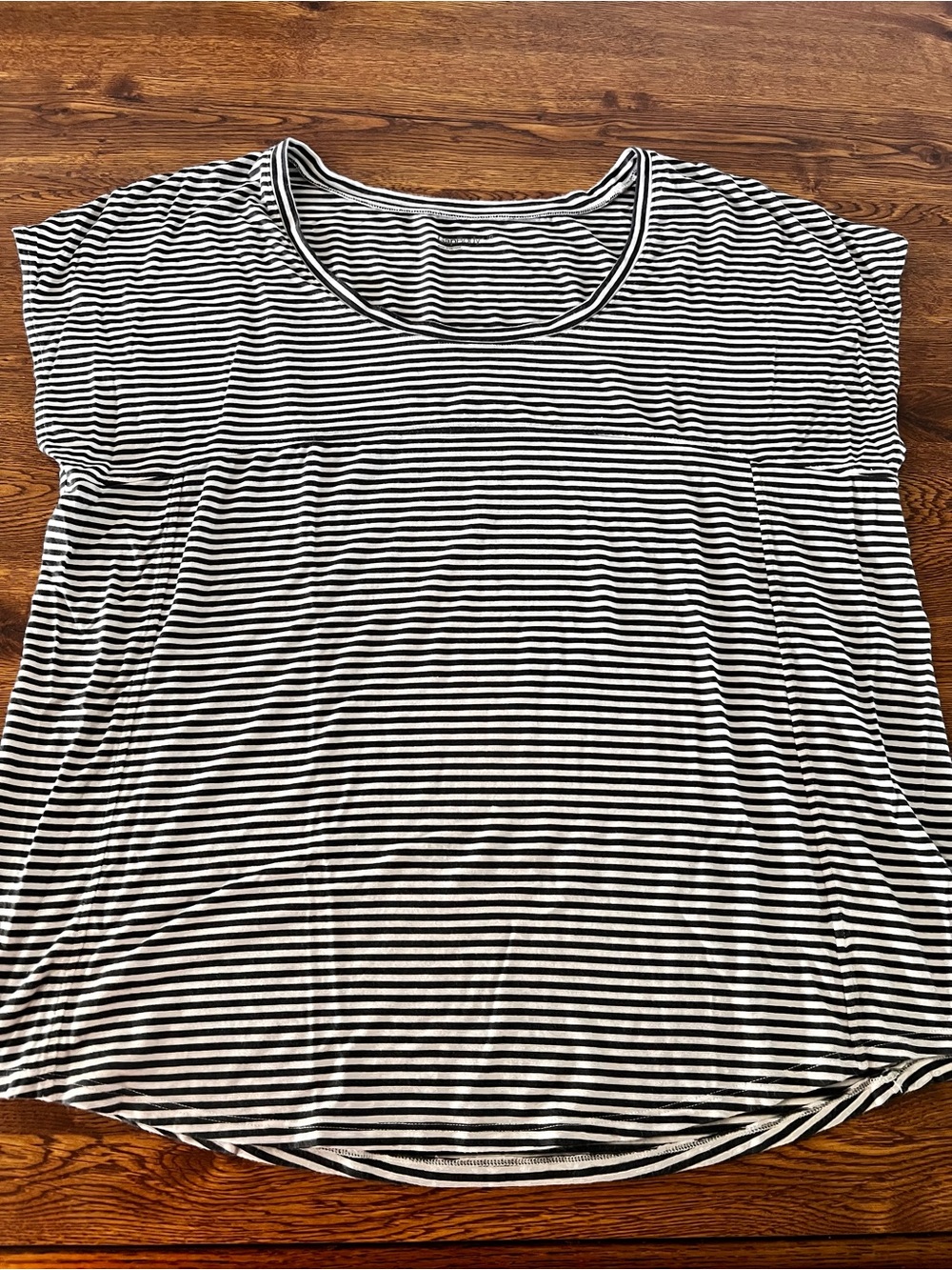 Women’s Size Large GapBody Striped Scoop Neck Short Sleeve Top